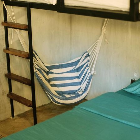 Beach People Hostel Bantayan Island Ocoy Exterior photo